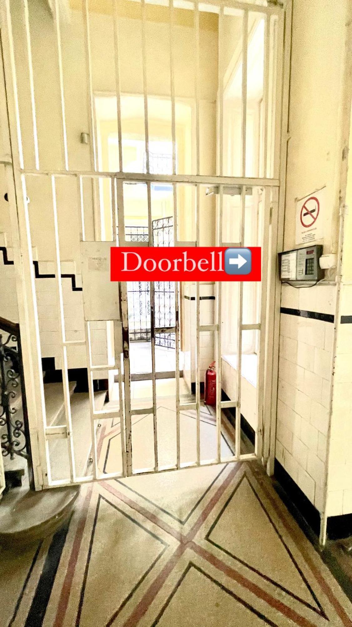 Amazing Swedish 3 Rooms Apartment In The City Center بودابست المظهر الخارجي الصورة