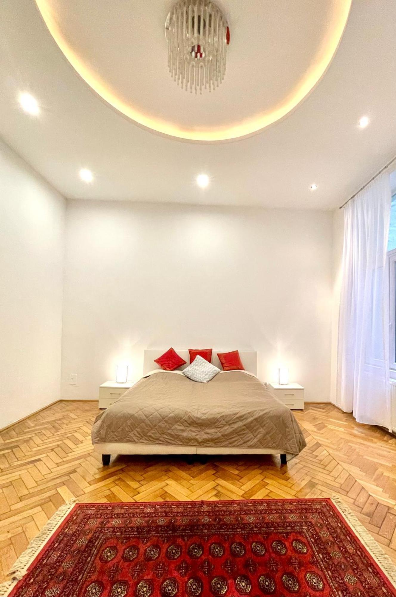 Amazing Swedish 3 Rooms Apartment In The City Center بودابست المظهر الخارجي الصورة